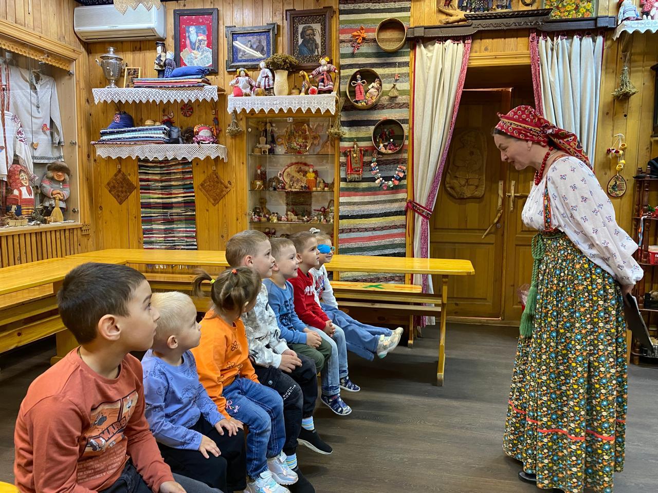 В гостях у "Школы Ремесел"