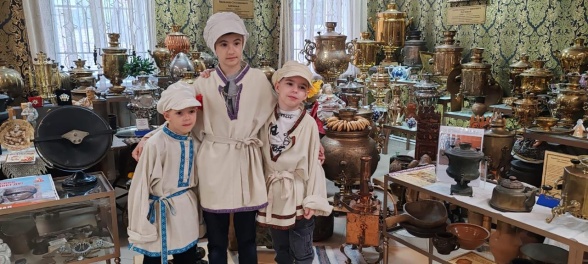 Дом Самовара