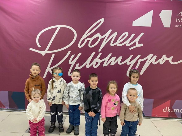 Спектакль «Приключения Чиполлино»