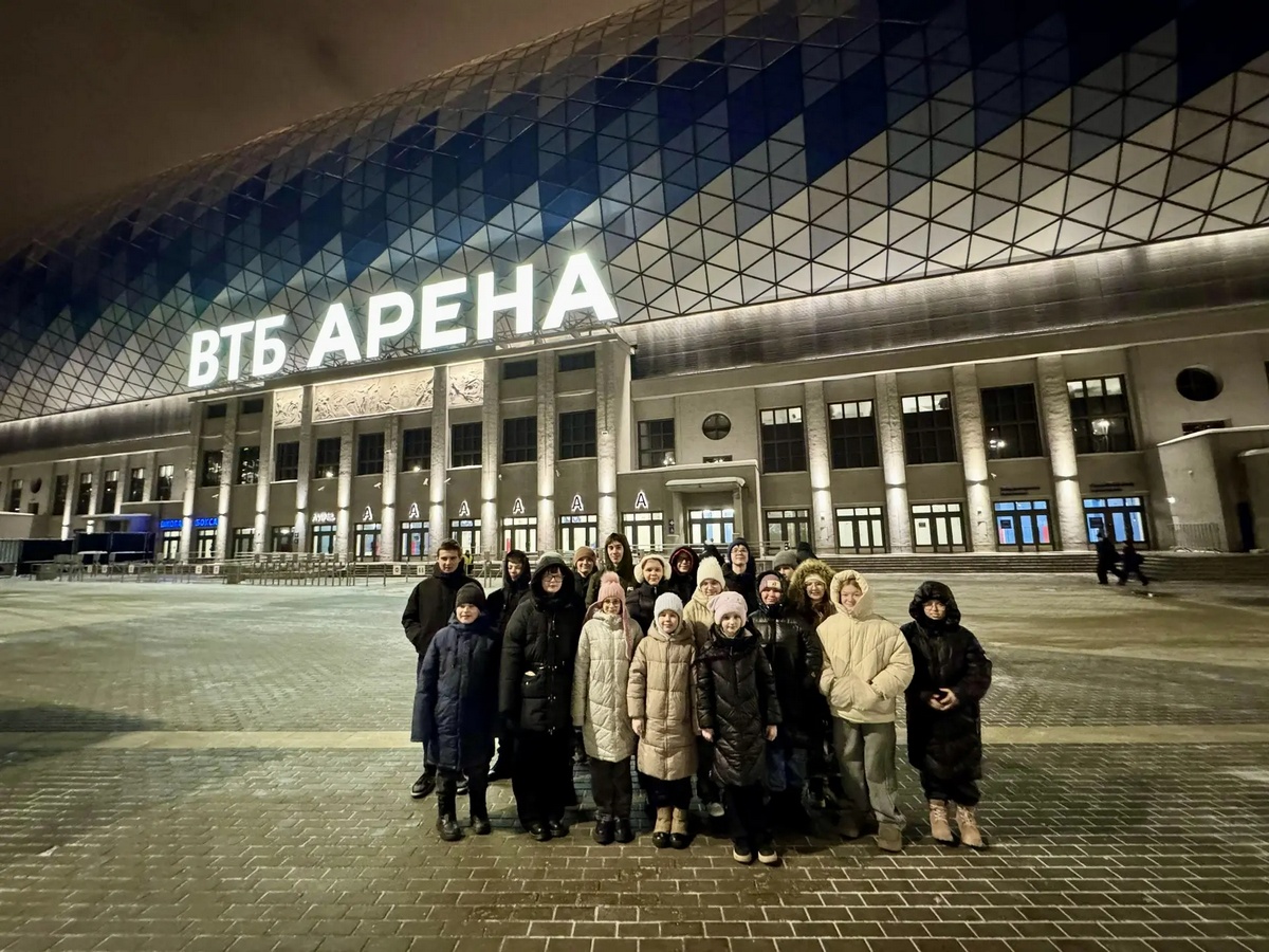 Все на хоккей!