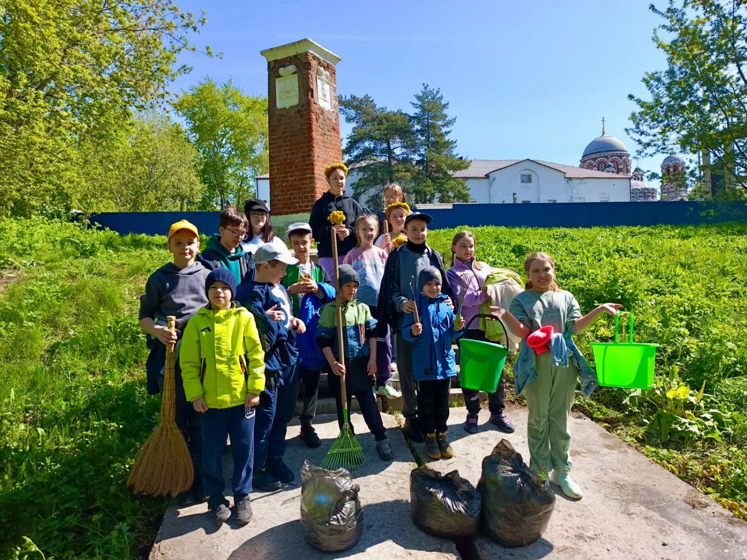 Эко-акция «Чистый памятник». 