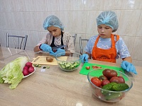 Ухаживаем за огородом