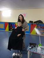 Любимые парикмахеры снова наводят нам красоту!