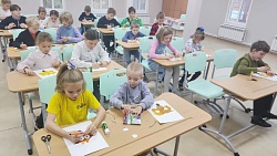 Занятия в Воскресной школе - Раскрывая детские сердца!