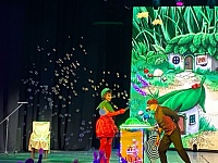 Спектакль «Приключения Чиполлино»