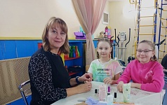 Любимые парикмахеры снова наводят нам красоту!