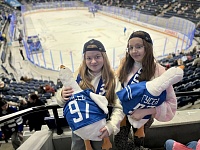 Все на хоккей!