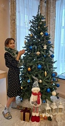 Наши маленькие помощники превратили дом в зимнюю сказку!