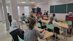 Занятия в Воскресной школе в первое воскресенье после Пасхи