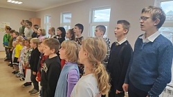 Занятия в Воскресной школе - Раскрывая детские сердца!