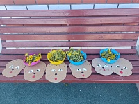 Яркие идеи для прогулки: львята из одуванчиков!