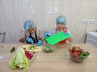 Ухаживаем за огородом