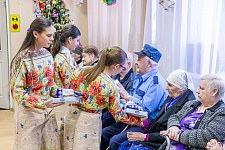 Концерт в социальном центре Ветеран