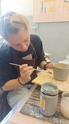 Мастер-класс по гончарному делу в керамической мастерской «Кружка добра»
